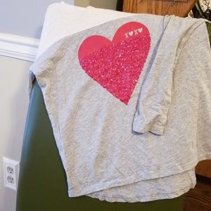 Girls long sleeve be heart shirt